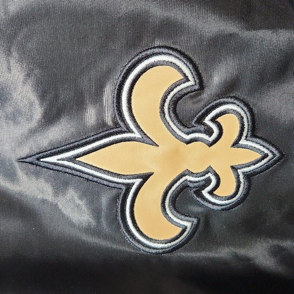 New Orleans Saints Jacket ๐โ๏ธ - Picture 4 of 7